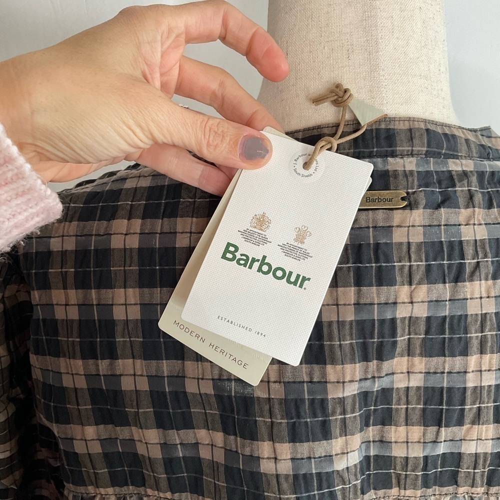BARBOUR NWT Tan Plaid Shimmer 3/4 Sleeve Tie Neck Balloon Sleeve Peasant Top 12 - Picture 5 of 8